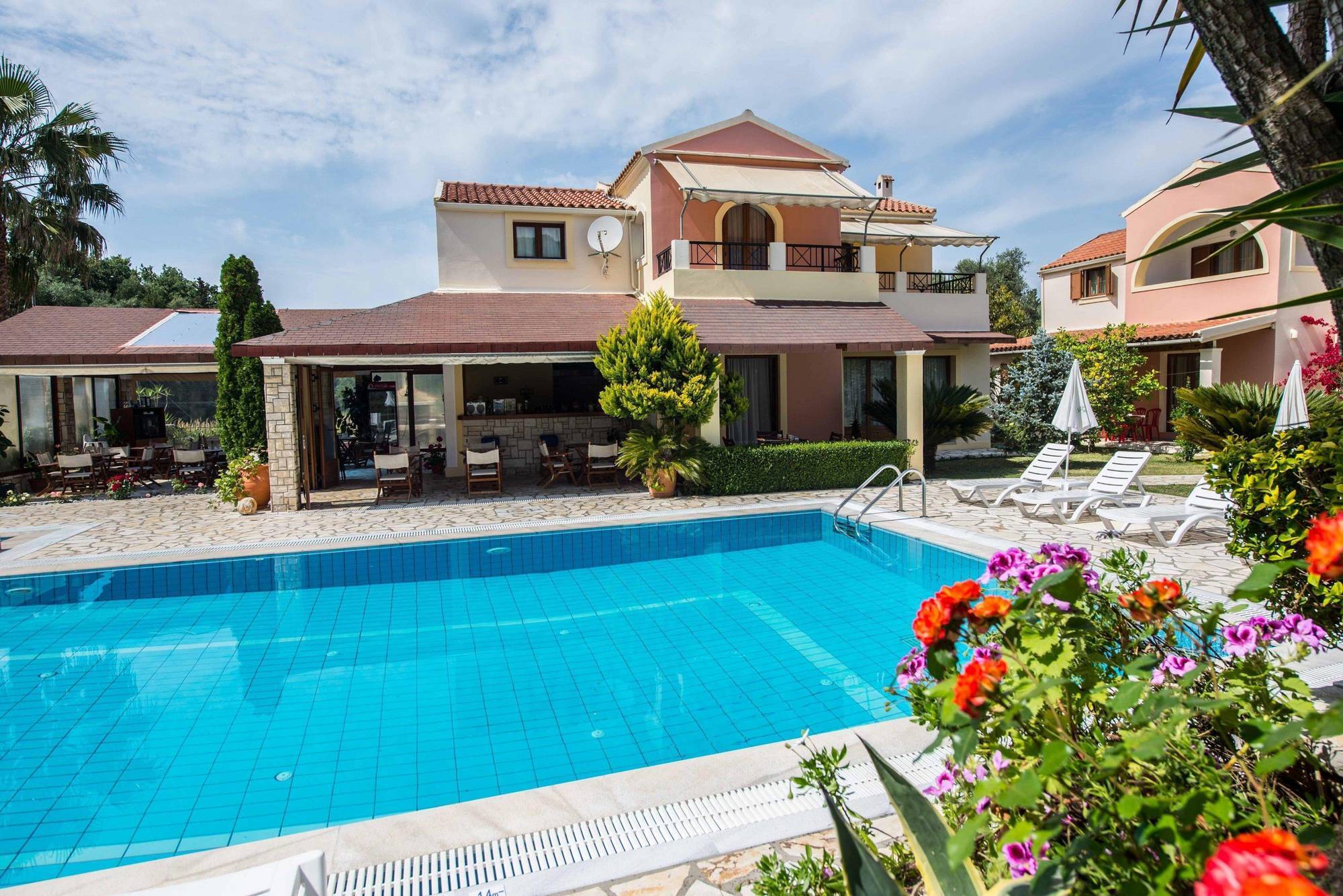 Villa Violetta Akharavi Extérieur photo